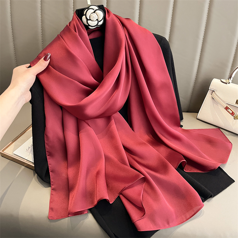 2024 marque de luxe printemps  - Silk Neck Scarf avis et prix